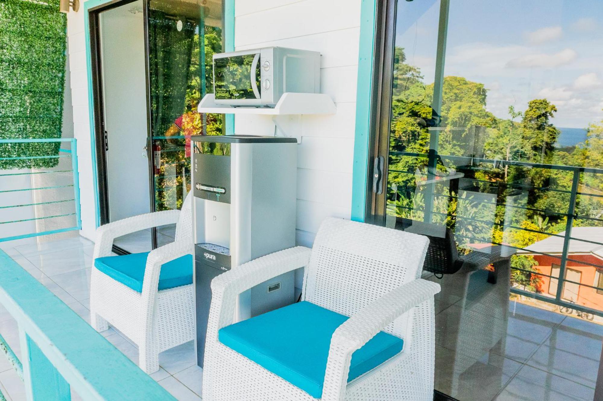 Ocean'S Breeze Apartment And Rooms Puerto Viejo de Talamanca Dış mekan fotoğraf