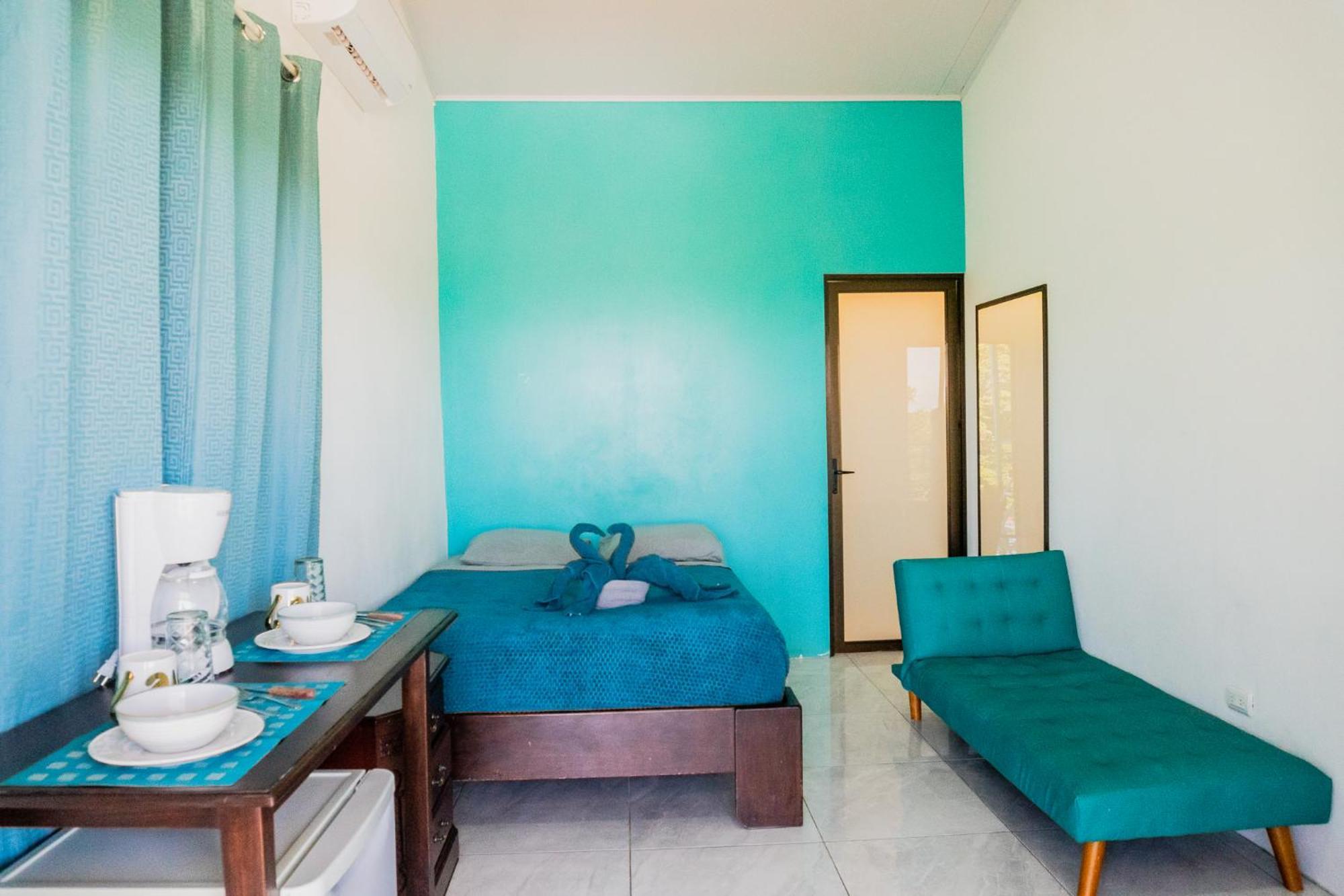 Ocean'S Breeze Apartment And Rooms Puerto Viejo de Talamanca Dış mekan fotoğraf
